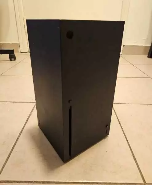 Microsoft Xbox Series X Gaming Console 1TB Microsoft Xbox Series X Gaming Console 1TB