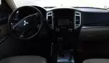 ميتسوبيشي باجيرو للبيع 2016