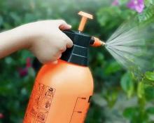 1 Pc Garden Pump Pressure Sprayer,Lawn Sprinkler,Water Mister,Spray B