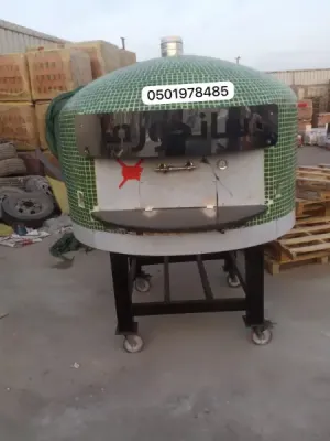 افران البيتزا الإيطالية