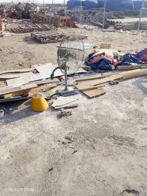 سكراب بلاستيك واخشاب