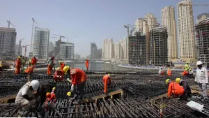 أعلنت مؤسسة مقاولات في السعودية عن حاجتها لتعيين معلمين بناء وعمال بناء وإنشاءآت للعمل في مشاريع الدمام برواتب جديدة في السعودية