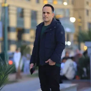 مرحبا بالجميع انا من مصر ابحث عن فرصه عمل خارج مصر كنت اعمل في المطاعم في فنادق وبارات ويتر