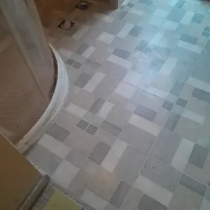 مبلط سرميك