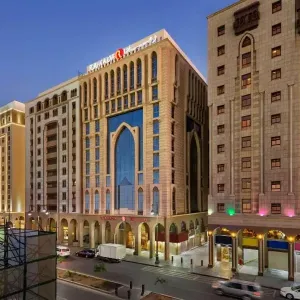 مطلوب موظفين وموظفات وعمال للعمل في فندق فاخر في السعودية وبراتب ممتاز
