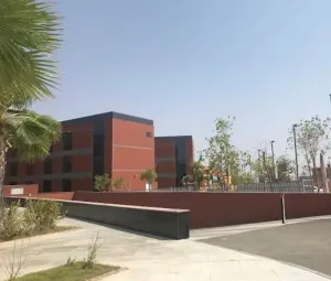 مطلوب معلمين ومعلمات و موظفين و إداريين : التقديم على وظائف مدارس دار الذكر السعودية في جدة