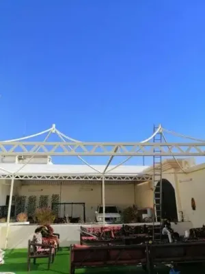 مظلات وسواتر الدمام