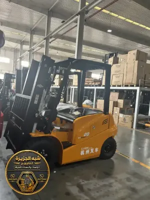 فوركلفت للايجار في جدة | رافعات ثقيلة ديزل