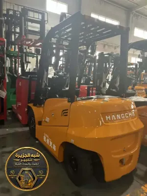 فوركلفت للايجار في جدة | رافعات ثقيلة ديزل