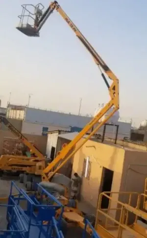 سبايدر لفت للإيجار في الدمام  | رافعة عنكبوتية Spider Lift | منصة زاحفة Crawler Spider Lift | 15م – 23م – 33م | تأجير معدات وصول للمباني والواجهات
