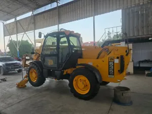 تأجير رافعات تلسكوبية (تليهندرات JCB) بالدمام 2026 | أداء جبار - السامي للمعدات