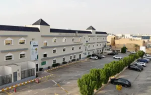 مدارس ابن رشد في الرياض تعلن عن وظائف للمعلمين والمعلمات والاداريين والاداريات و الموظفين في مختلف التخصصات وبرواتب ممتازة في السعودية