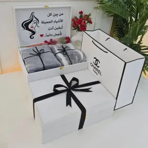 بوكس اهداء نسائي راقي مع تصميم وكتابة عبارة الاهداء