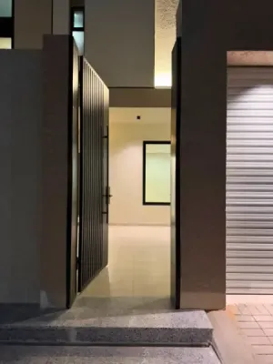 للبيع فلتين روف دبل هايت علويه في تبوك  حي الصفا