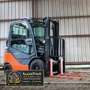تاجير فوركلفت في جدة | مناسب للاعمال الثقيلة والخفيفة داخل المستودعات او خارجه