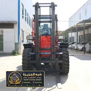 فوركلفت ديزل للايجار في جدة | معدات ثقيلة لتحميل المواد البناء الثقيلة والخفيفة