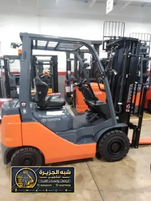 تاجير فوركلفت ديزل في جدة | معدات ثقيلة لتحميل المواد البناء الثقيلة والخفيفة