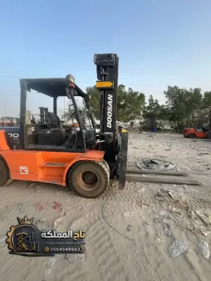 فوركلفت للايجار في الخرج ║ رافعة شوكية ديزل ║ 5طن 7طن 10طن ║ تشغيل يومي