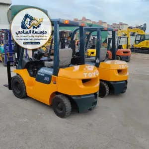رافعات شوكية (فوركلفت) للإيجار في الخبر (2026) | ELECTRIC FORKLIFT KHOBAR | كهرباء للمستودعات | توصيل فوري لموقعك