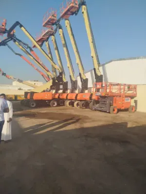 سيزرلفت رافعات شوكية فوركليفت مان لفت كرينات للإيجار الدمام المملكه العربيه السعوديه وارخص الاسعار