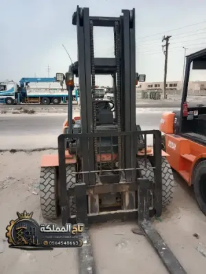 فوركلفت للإيجار في جدة كرين للايجار في الدمام الرياض