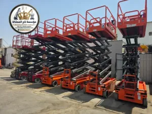 سيزرلفت للايجار بالرياض - العيينة - الجبيلة 8 م 10 م 12 م 14 م 16 م كهربائي وديزل | Scissor Lift Rental Riyadh
