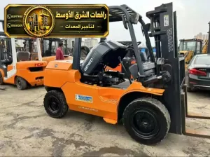 تاجير فوركلفت جديد في جدة | رافعة شوكية معدات رفع ثقيلة لتحميل المواد الثقيلة والخفيفة للايجار في جدة