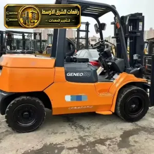 فوركلفت للايجار في جدة |معدات حديثة جاهزة للعمل مناسبه للمشاريع والمصانع والمستودعات