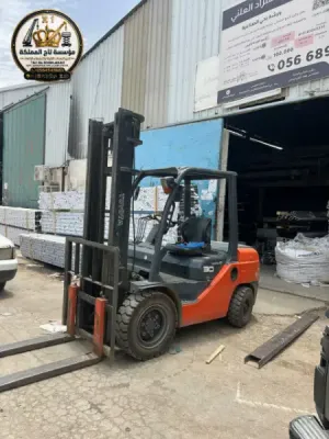 إيجار فوركلفت الدمام : 3 طن • 7 طن • 10 طن • 20 طن • 5 طن : شوكيات كهرباء : للأحياء الصناعية والقطيف