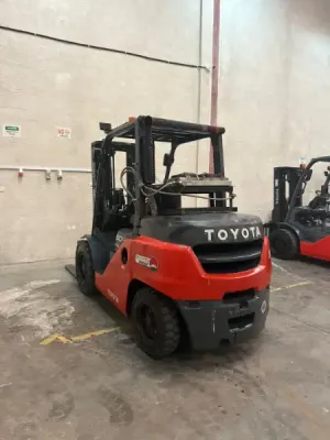 🚜 فوركلفت للإيجار في رأس الخير والدمام | Forklift Rental 🏗️ حمولات متعددة: 1 طن • 2 طن • 3 طن • 5 طن • 7 طن • 10 طن • 12 طن • 16 طن • 20 طن