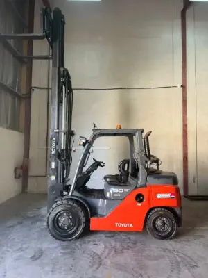 🚜 فوركلفت للإيجار في رأس الخير والدمام | Forklift Rental 🏗️ حمولات متعددة: 1 طن • 2 طن • 3 طن • 5 طن • 7 طن • 10 طن • 12 طن • 16 طن • 20 طن