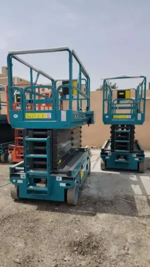 🚜 سيزر لفت للإيجار في الدمام وسيهات | Scissor Lift Rental 〽️ 6م • 8م • 10م • 12م • 14م • 16م • 18م • 20م • 22م