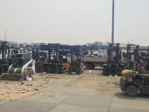 رافعات شوكية للايجار سيزرلفت مان لفت جدة الرياض الدمام