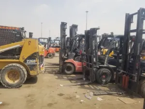 رافعات شوكية للايجار سيزرلفت مان لفت جدة الرياض الدمام
