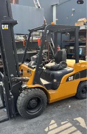 فوركلفت 16 طن - 20 طن - 25 طن - 30 طن للإيجار بالدمام | الجبيل الصناعية - الخبر ║ رافعة شوكية للمشاريع الثقيلة 🔧