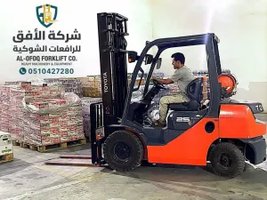 رافعة شوكية 10 طن للإيجار بأرخص سعر يومي