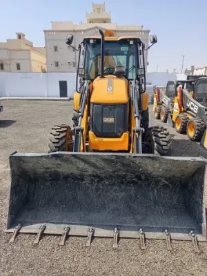 بوب كات للايجار جي سي بي للايجار جدة