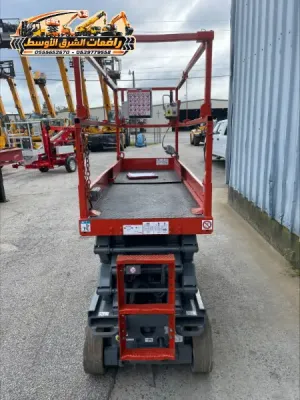سيزر لفت للايجار في جدة | رافعات مقصية يومي اسبوعي شهري | scissor lift rental in jaddah