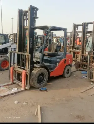 رافعات شوكية فوركلفت سيزرلفت للايجار مان لفت كرين الرياض جدة الدمام