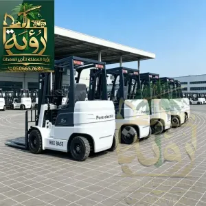 إيجار فوركلفت كهربائي 1.5 طن الرياض - بديل السقالات يوفر 80% وقت وتكلفة - رؤية المملكة