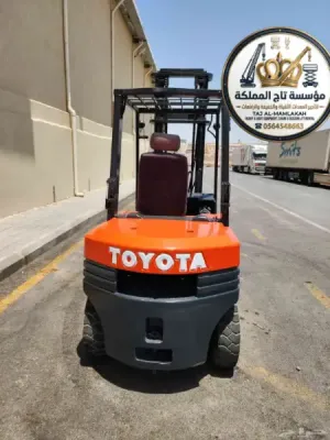 فوركلفت 1.5 طن 2.5 طن 3 طن 5 طن 7 طن 10 طن للإيجار في الرياض والخرج والمزاحمية ║ أفضل شركة تأجير فوركلفت بالرياض
