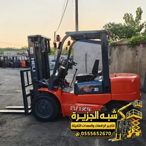 تاجير فوركلفت في جدة | معدات رفع بجميع الاحجام