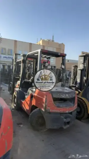 رافعات شوكية للايجار بالجبيل الصناعية - رأس الخير - الدمام | 3 طن 5 طن 7 طن 10 طن 20 طن | Heavy Forklift Rental