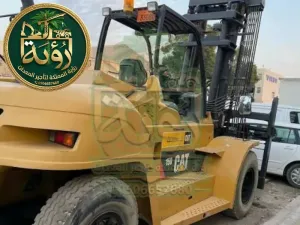تأجير فوركلفت 15 طن في جدة - الرياض - الدمام | ديزل - حمولة متوسطة للمصانع والمواقع | رؤية المملكة