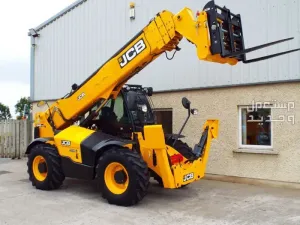 Telehandler17m for rent dammam spsp blue sticker