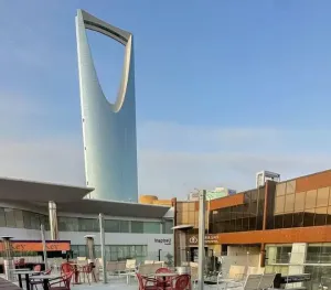 براتب 2100ريال بالإضافة إلى 8ريال لكل طلب إضافي مطلوب سائقين توصيل للعمل لدى شركة خدمات لوجستية في الرياض