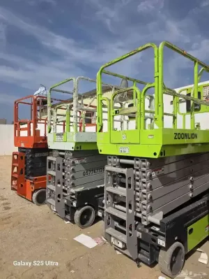 سيزر لفت للإيجار الأحساء (Scissor Lift Rental Al-Ahsa) ⚡ رافعة مقصية (Manlift) كهربائي وديزل 🛠️ يومي وشهري ⇦ السامي للمعدات