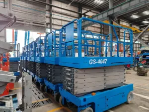 سيزر لفت للإيجار بقيق (Scissor Lift Rental Abqaiq) ⚡ رافعة مقصية (Manlift) للخدمات الشاقة 🛠️ يومي وشهري ⇦ السامي للمعدات