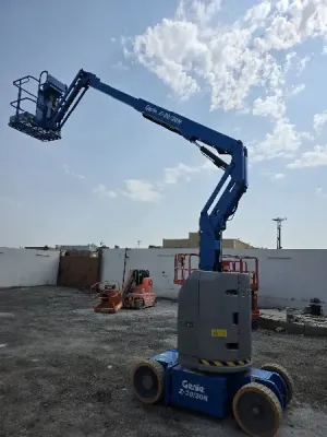 سيزرلفت للايجار مكه سقالات كهرباء للايجار مكه مان لفت للايجار مكه 0578223419