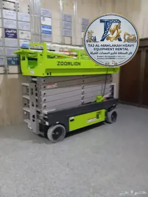 سيزر لفت 10 متر 12 متر 18 متر للايجار الدمام » Diesel Scissor Lift
